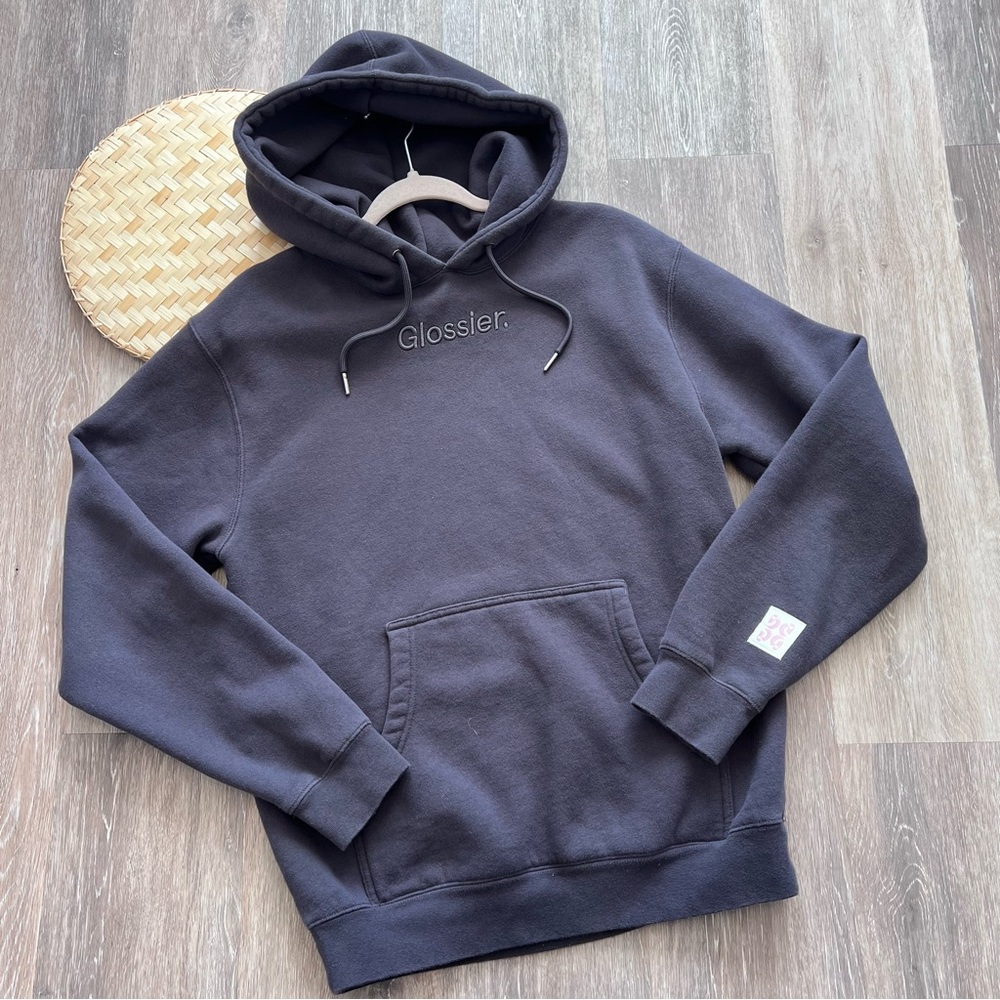 Glossier soho hoodie in graphite black‎
